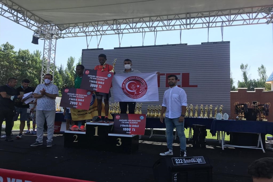 TSK Spor Gücü Kır Koşusu Takımı, Türkiye Kulüpler Yarı Maraton Lig Şampiyonası’nda Önemli Başarılar Elde Etti